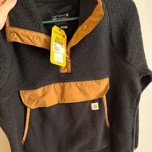 New Carhartt pullover